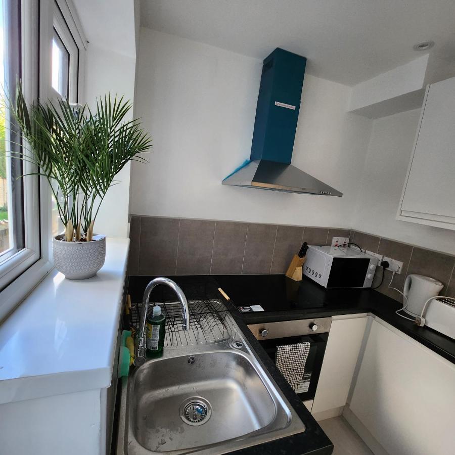 Comfy Diamond Ensuite Room Maidstone With Free Parking And Speedy Wifi Dış mekan fotoğraf